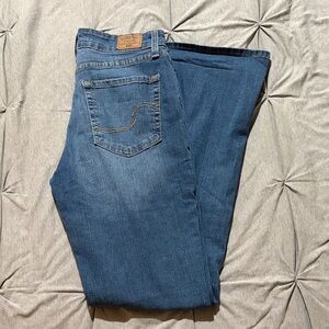 Women's Boot Leg Curvy Blue Denim Jeans